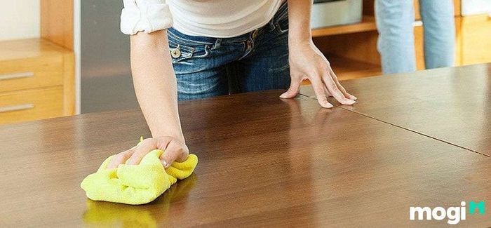 Cách tẩy sơn trên gỗ bằng cồn