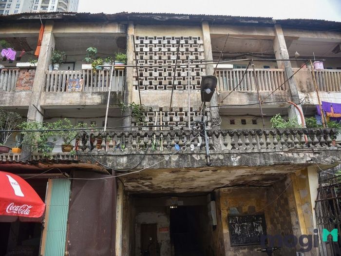 Nhà Tập Thể Là Gì?