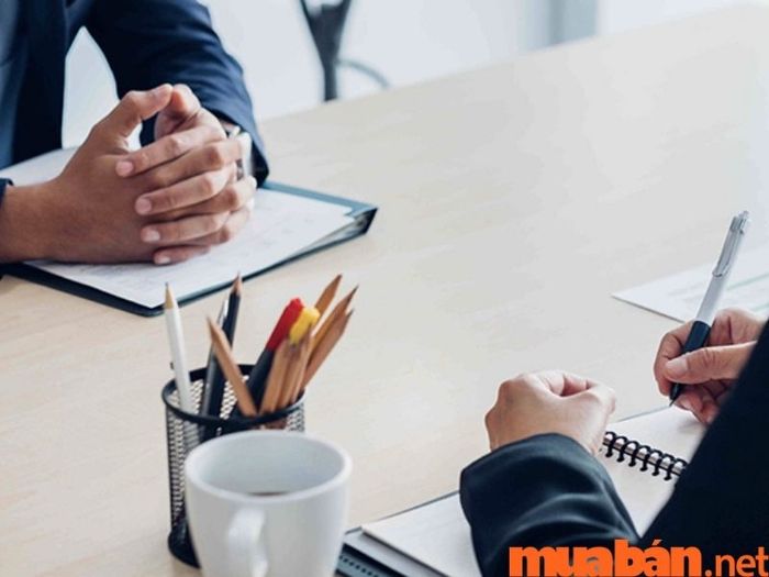 Bạn có thể tham khảo ý kiến từ đội ngũ tư vấn của Go Viet trước khi bắt đầu công việc lái xe.