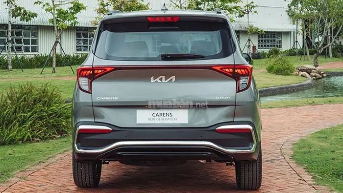 Phần đuôi xe vuông vức, mang đậm phong cách Sportage