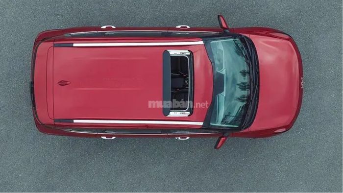 Kia Carens trang bị cửa sổ trời SkyLight