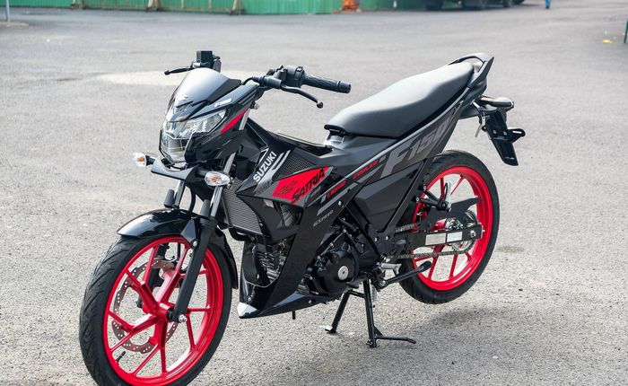 Thiết kế của Satria 2024 vẫn giữ nguyên phong cách hyper underbone đặc trưng, với sự tinh chỉnh hiện đại hơn.