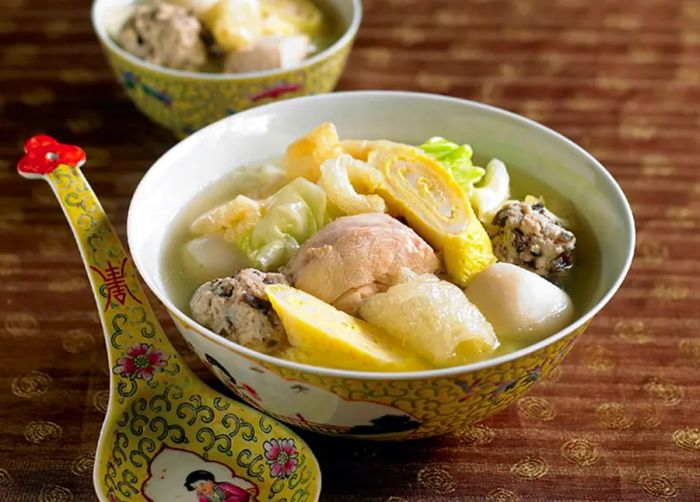 Hee pio soup is perfect for chilly days.