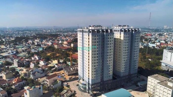 Chung cư SonanLand là một trong những dự án nổi bật trong khu vực dành cho người thu nhập thấp.