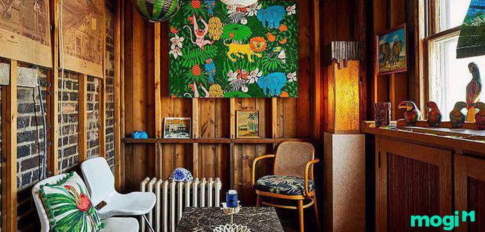 Gỗ là một chất liệu không thể thiếu trong thiết kế nội thất phong cách Tropical, tạo nên vẻ đẹp tự nhiên và gần gũi với thiên nhiên.