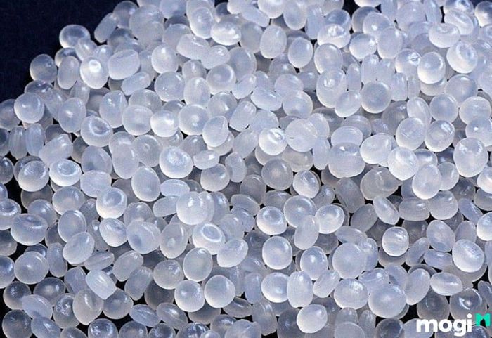 PP là viết tắt của Polypropylen, một loại nhựa có tính bền cơ học cao.