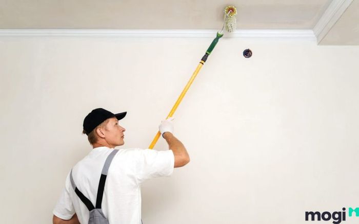 Hãy sơn chống thấm cho ngôi nhà của bạn càng sớm càng tốt để bảo vệ lâu dài.