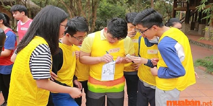 Trò chơi giải mã mật thư và tìm kho báu