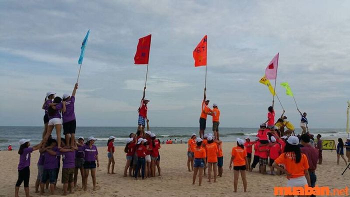 Xây dựng tháp cùng nhau