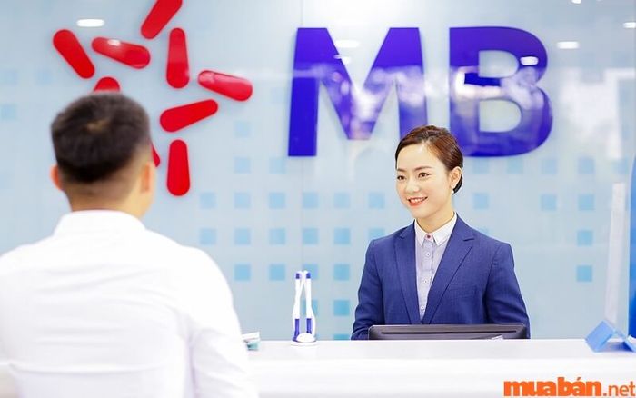 Trong số các vị trí tại ngân hàng, giao dịch viên (Teller) là công việc thu hút nhiều ứng viên có ngoại hình nổi bật nhất.