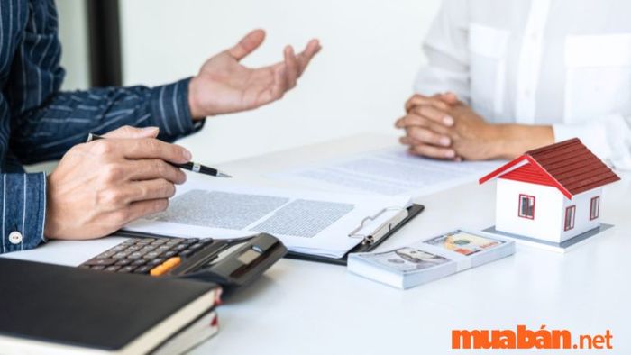 Những đặc điểm công việc của nhân viên bán hàng?