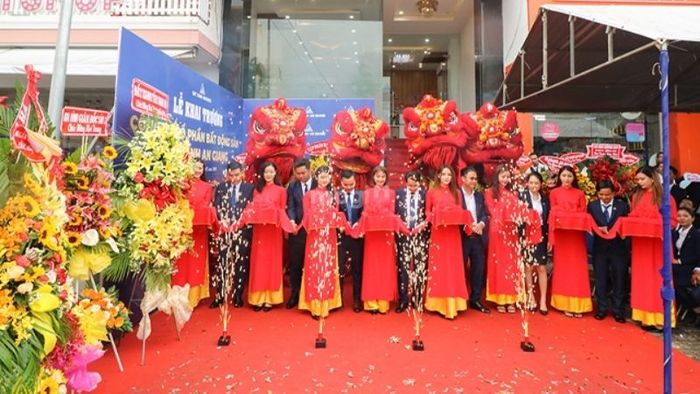 Những ngày tốt trong tháng 8 năm 2024 để khai trương theo lịch âm