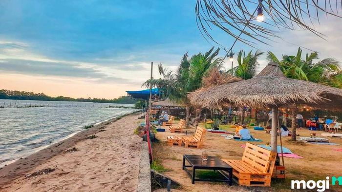 Biển Nhân Tạo Cần Thơ