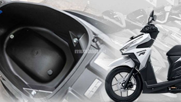 Hướng dẫn mở cốp xe Vario 125,150,160 nhanh gọn nhất