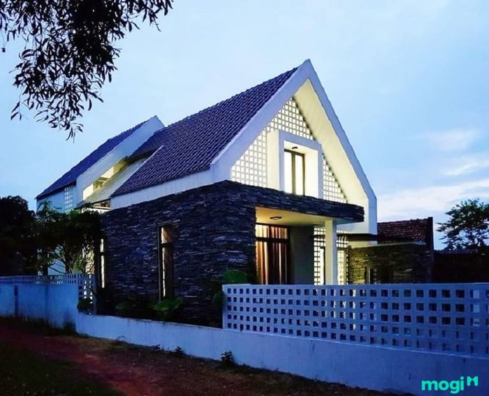 Để có được ngôi nhà đẹp nhất, bạn nên tìm kiếm sự tư vấn từ các kiến trúc sư chuyên nghiệp.