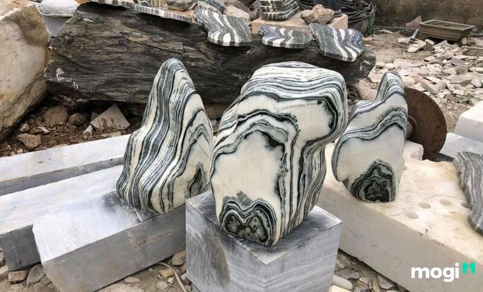 Hòn non bộ đơn giản
