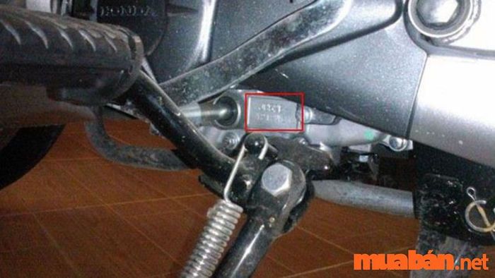 Cách kiểm tra số khung và số máy xe Dream Thái