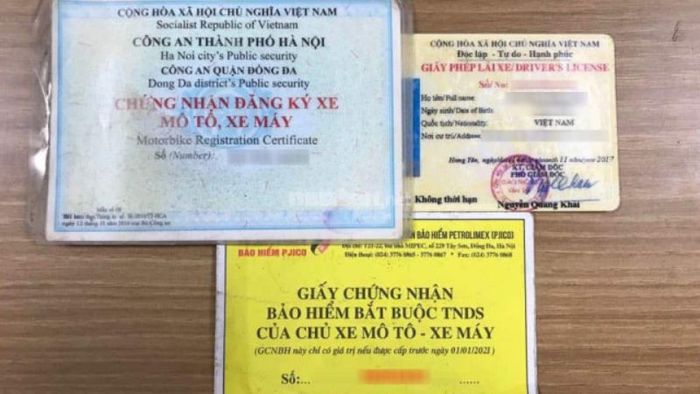 Giá của Vision đen nhám là bao nhiêu?