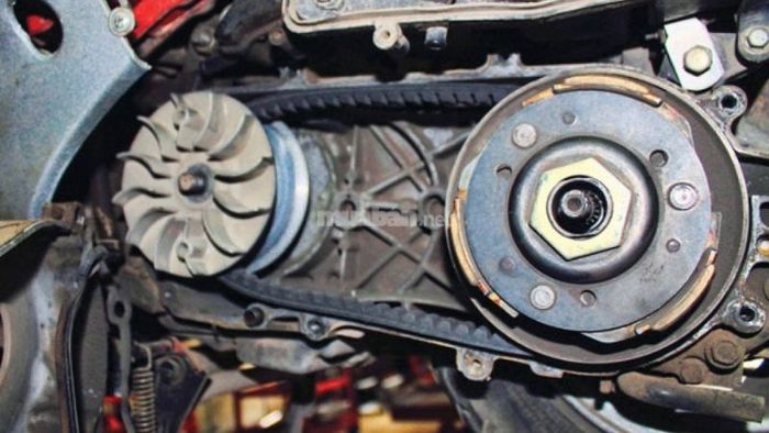 Nên vệ sinh nồi xe định kỳ sau mỗi 7.000 – 8.000km để bảo dưỡng xe tốt hơn