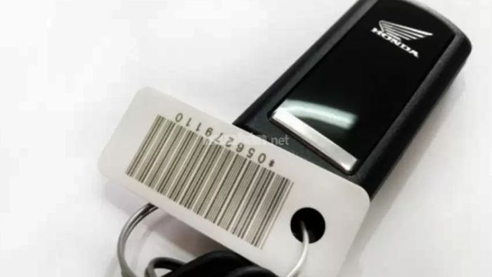 Mở cốp xe Vario khi không có chìa khóa