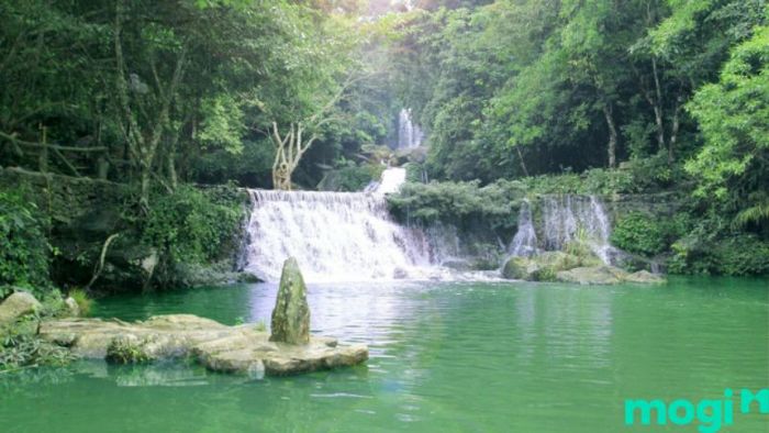 Ba Vì Sơn Tây có những địa điểm tham quan thú vị nào?