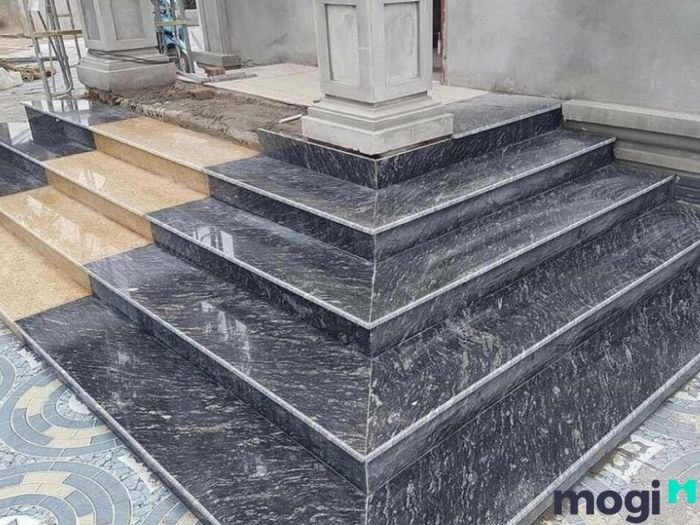 Đá granite kim sa đen