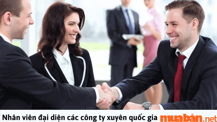 con gái có nên học logistics