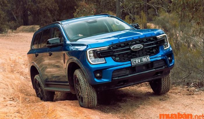 Giá xe Ford Everest có sự khác biệt tùy theo từng khu vực trên cả nước