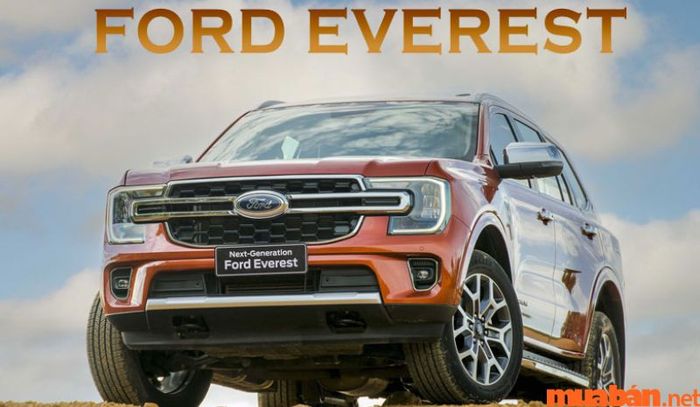 Đánh giá về kích thước của xe Ford Everest trong phiên bản mới.