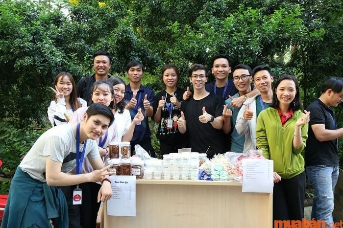 Nên đưa ra các hoạt động ngoại khóa có liên quan đến công việc mà bạn đang ứng tuyển.