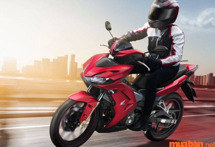 Kiểm tra thiết kế và màu sắc xe trước khi quyết định mua xe Winner cũ?