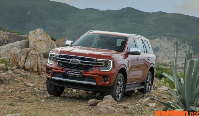 Đánh giá về thiết kế và tiện nghi nội thất của Ford Everest 2023.