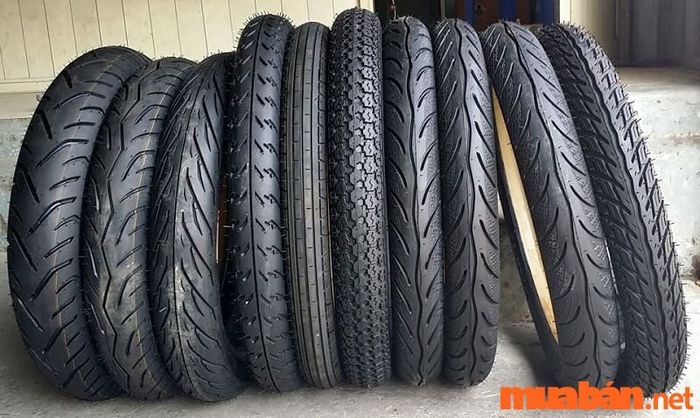 Thông số kỹ thuật lốp xe Vision: lốp trước 80/90-14 và lốp sau 90/90-14