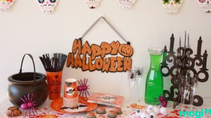 trang-tri-ban-tiec-halloween-24
