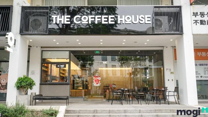 Quán cafe phục vụ xuyên Tết