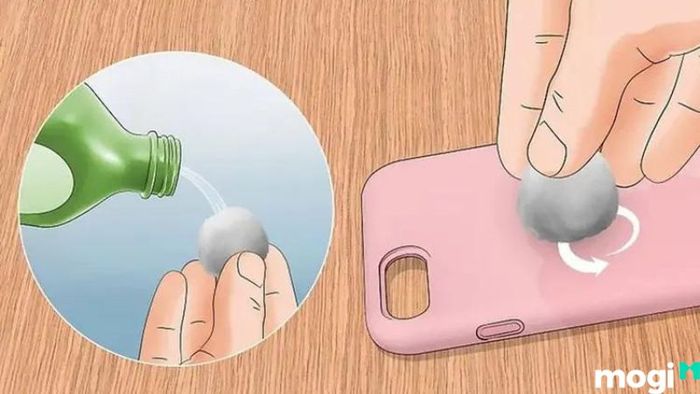 Cách làm sạch ốp điện thoại tại nhà nhanh chóng và hiệu quả