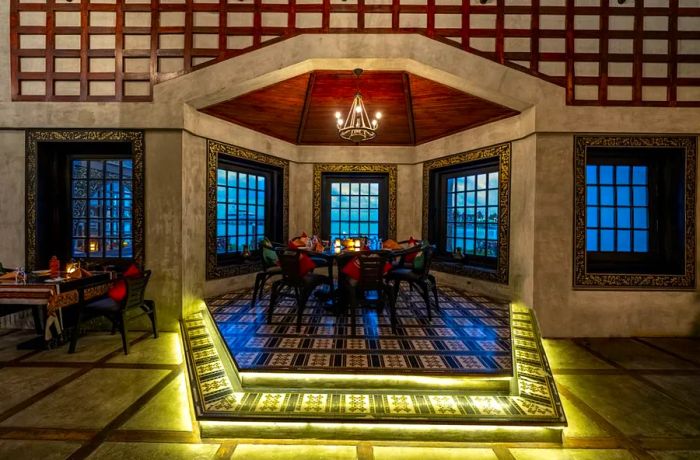 Kalhu Odi offers a fine dining experience showcasing traditional Maldivian cuisine.