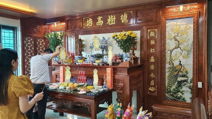 Mẫu văn khấn gia tiên vào ngày rằm tháng 9 Âm lịch