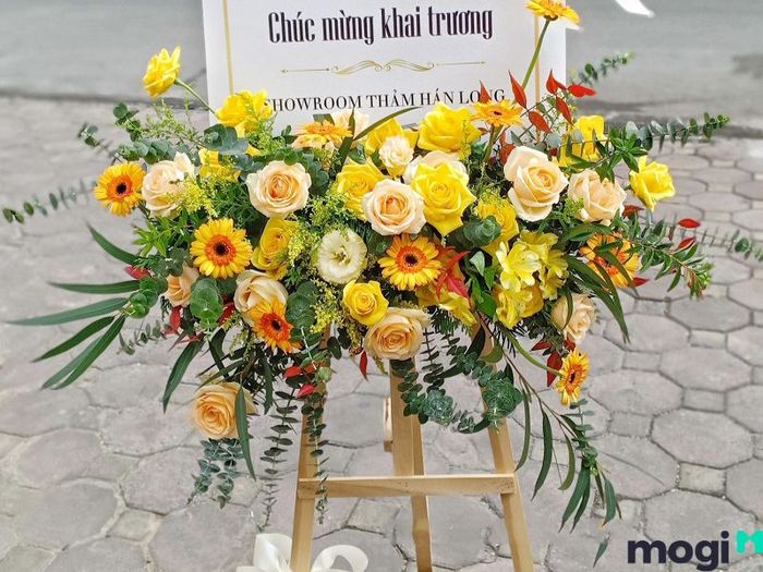 Mẫu 3: Quà Mừng Khai Trương – Hoa Tươi Tươi Mới
