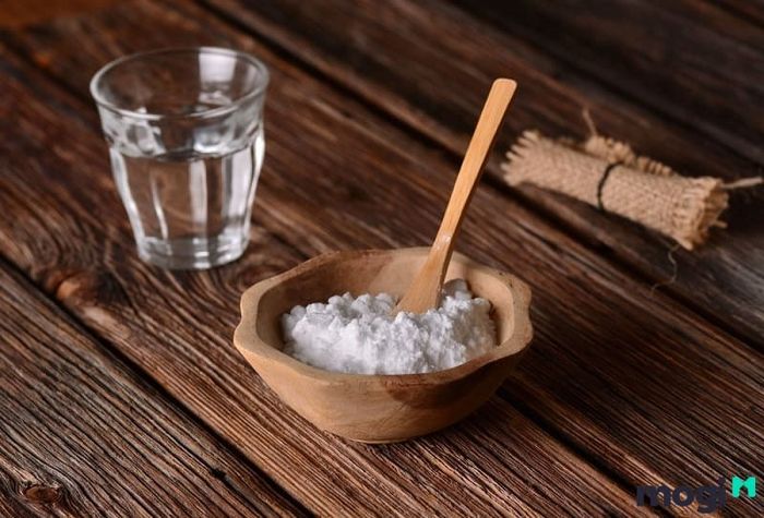 Baking soda là một phương pháp hiệu quả giúp vệ sinh kính cận và hạn chế trầy xước