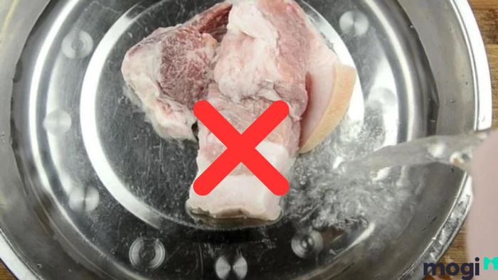 Cách rã đông thịt nhanh nhất