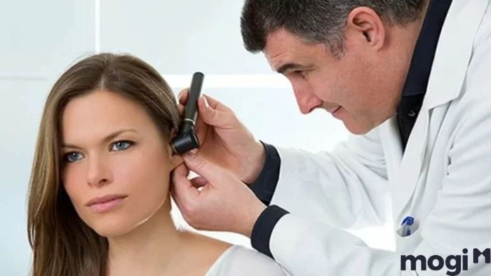 Ngứa tai trái có thể là dấu hiệu của một vấn đề cần được chú ý.