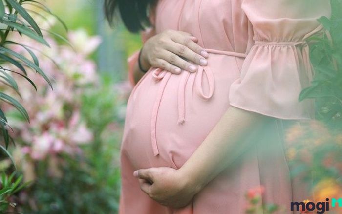 Mơ thấy người thân mình mang thai có ý nghĩa gì?