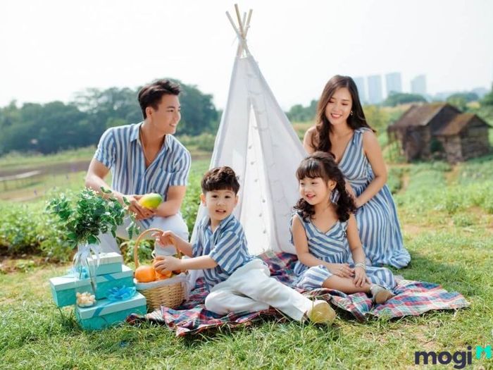 Nốt Ruồi Ngón Tay Giữa Ở Nam Giới