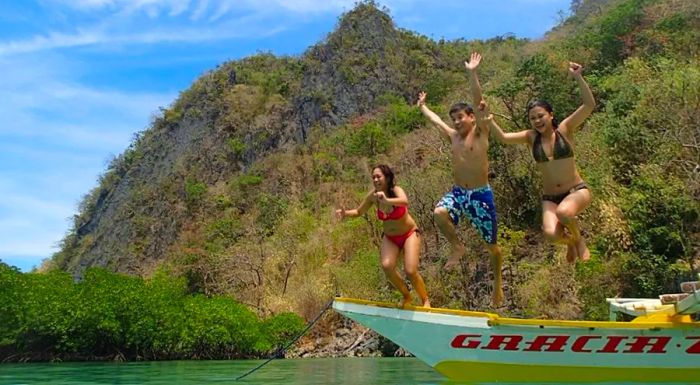 Takagi, Fortuna, and Ivy had an unforgettable trip to Coron in 2013.