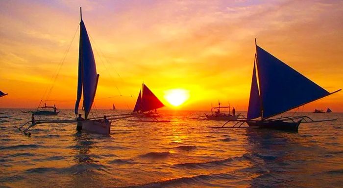 On the day they met, Fortuna and Takagi took a sunset boat ride around Boracay.