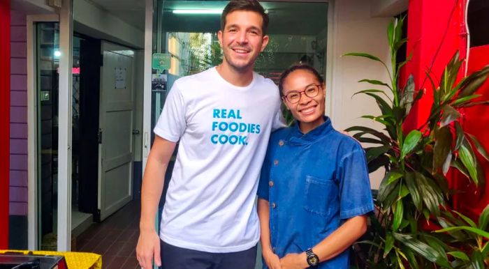 Benjamin Ozsanay, CEO of Cookly, alongside Chef Goong Sreesopon.