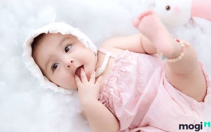 Đặt tên theo ngày tháng năm sinh để mang lại vận may và sự thịnh vượng cho bé.