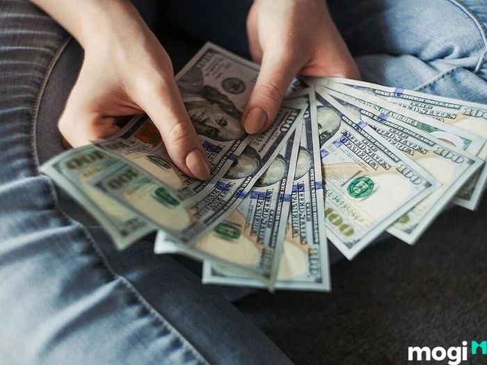 Nốt Ruồi Ngón Tay Giữa Là Gì