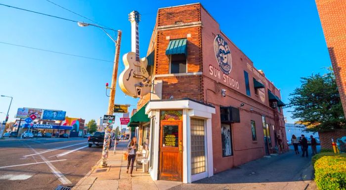 For music enthusiasts, a visit to the iconic Sun Studio, where Elvis Presley recorded, is a must.